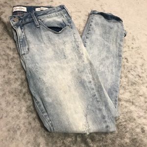 Jessica Simpson faded capris